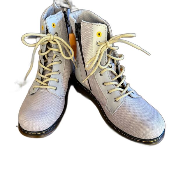 Dr. Martens Airware Combs Extra Tough Poly Boots Gray W6 M5 (EU 37) Doc Adaptive - Picture 2 of 15